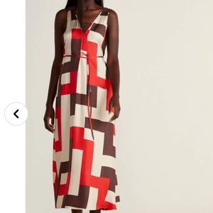 Alysi Geometric V-Neck Dress